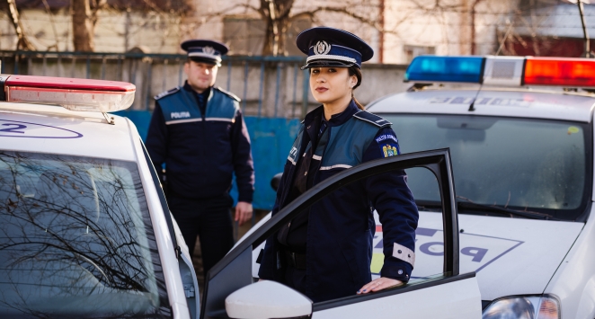 big_foto_pt_p22_-_polițiști_de_ordine_publică